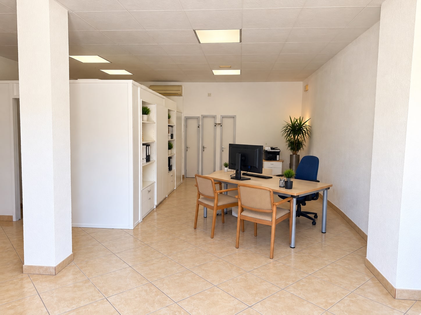 ++ Eck-Gewerbelokal im Erdgeschoss im Zentrum von Miami Platja ++ - Image 1